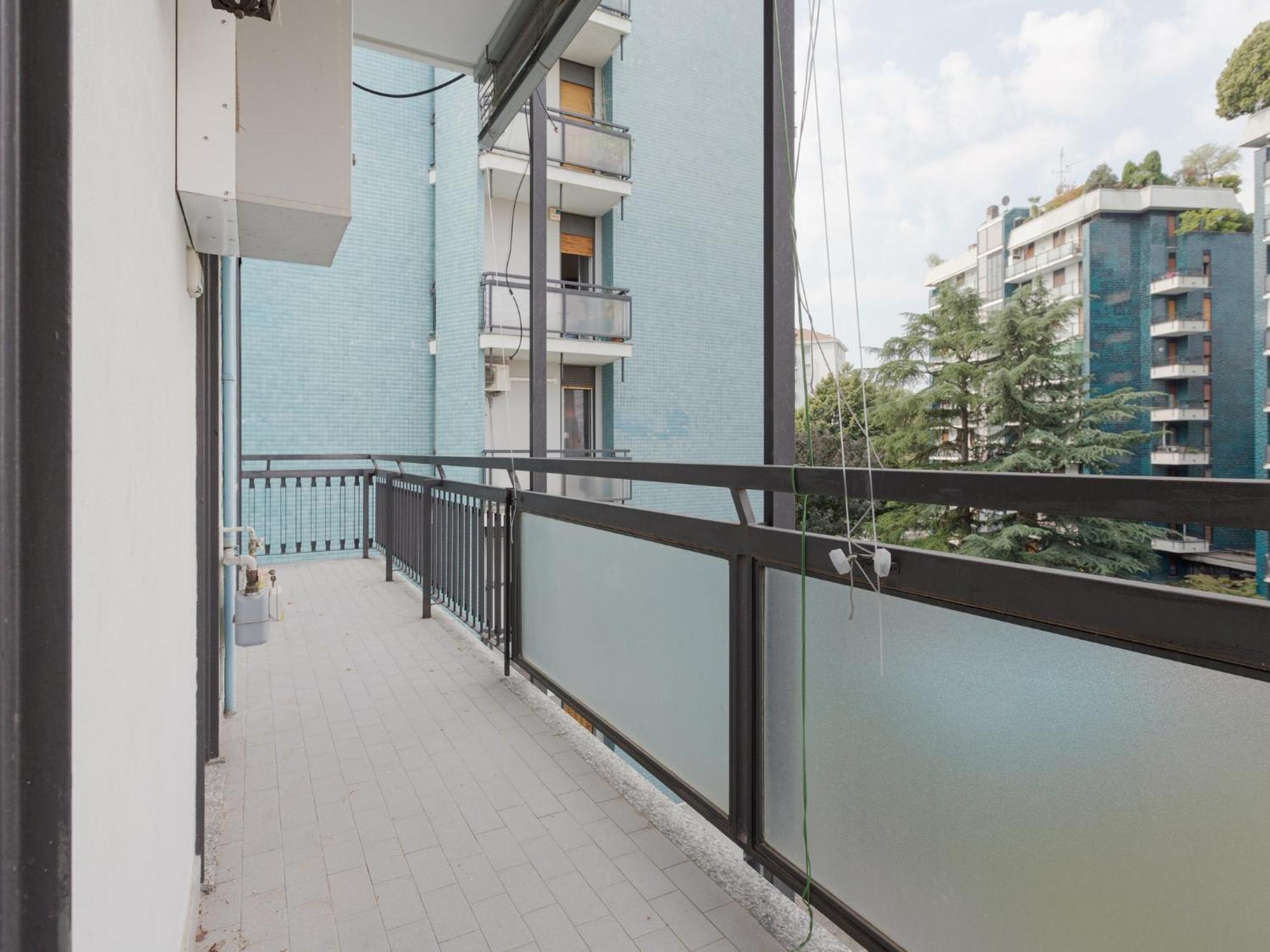 Bande Nere M1 Comfy With Balcony